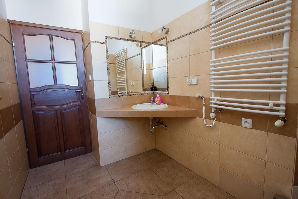 Hostel 4You Bielsko-Biala Luaran gambar